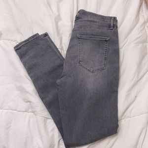 Sculpt Jeggings In Mid Grey Wash 